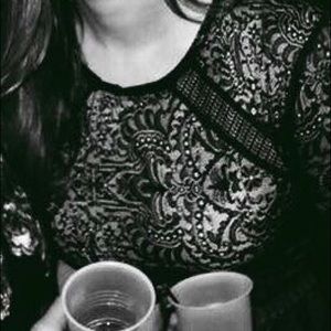 Sexy Yet Classy Black Lace Top with Lining!